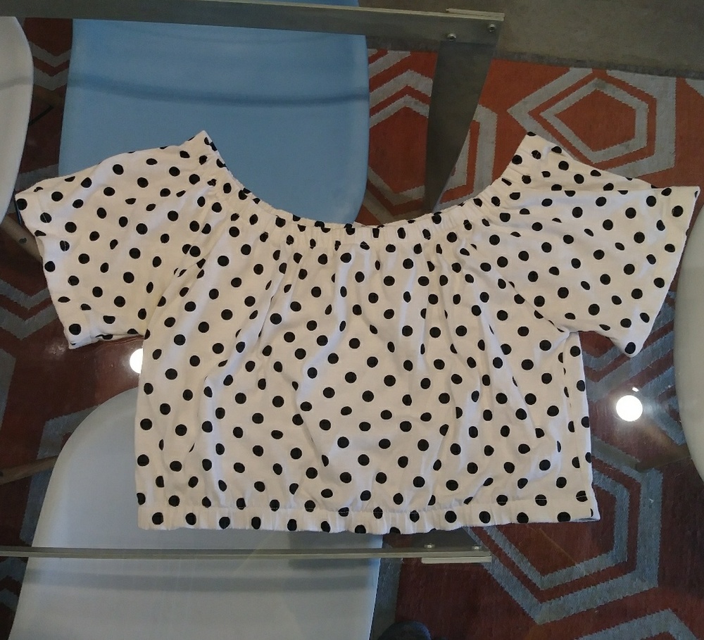 ❌sold❌ Cherry Stix Ltd Polka Dot Peasant Crop Top - Picture 5 of 5